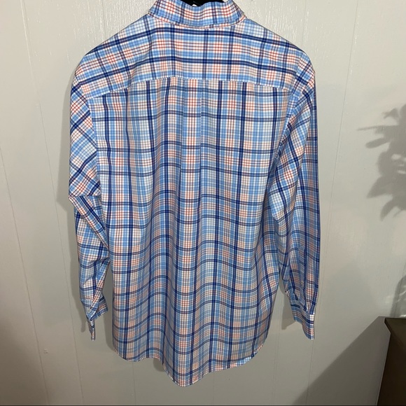 Vineyard Vines Button Down - Picture 4 of 4